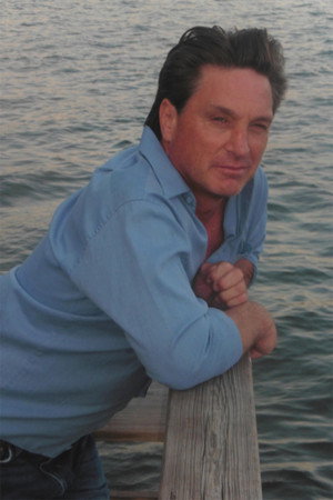 Photo of Steven Mark Hahn from the Latest Netflix gallery
