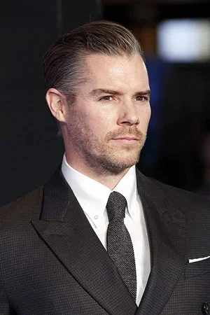 Photo of Josh Cowdery from the Latest Netflix gallery