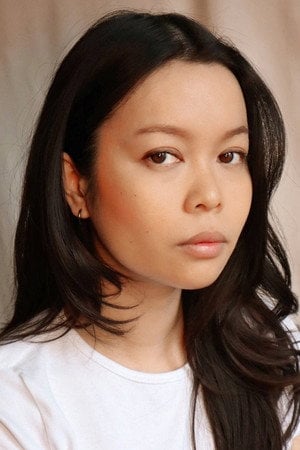 Photo of Pauline Nuez from the Latest Netflix gallery