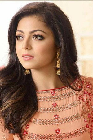 Drashti Dhami photo