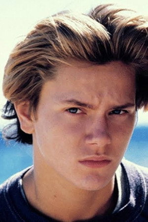 River Phoenix photo