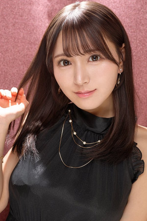 Photo of Rin Seo from the Latest Netflix gallery