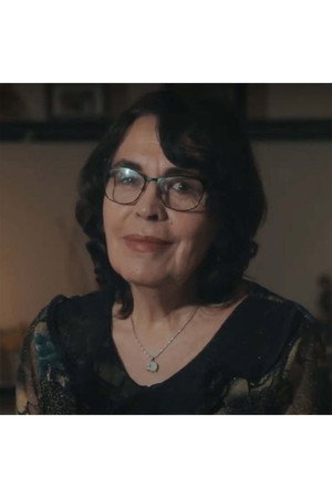Photo of Lourdes Arduz from the Latest Netflix gallery