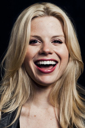 Megan Hilty photo