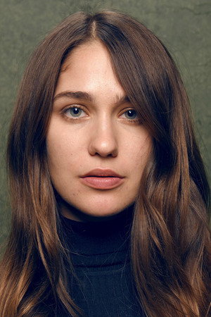 Photo of Lola Kirke from the Latest Netflix gallery