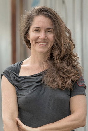 Photo of Eliza Capai from the Latest Netflix gallery