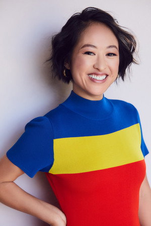 Photo of Lily Du from the Latest Netflix gallery