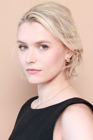 Photo of Loviise Kapper from the Latest Netflix gallery