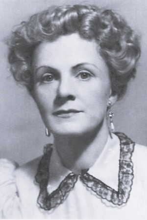 Photo of Alma Seidler from the Latest Netflix gallery