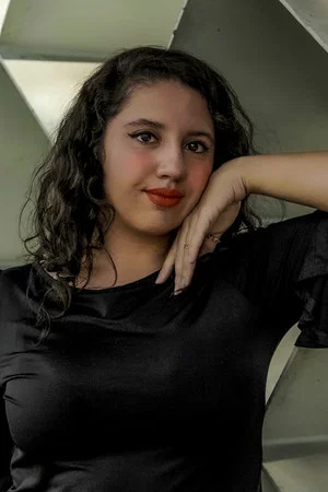 Photo of Diana Muñoz from the Latest Netflix gallery