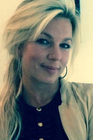 Mia Maria Back photo