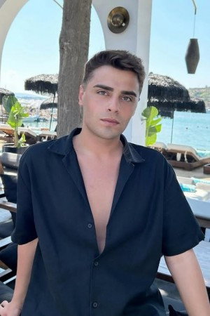 Photo of Emrecan Yamaç from the Latest Netflix gallery