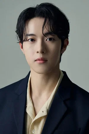 Photo of Shin Woo-bin from the Latest Netflix gallery