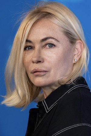 Emmanuelle Béart photo