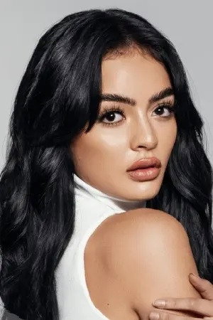 Photo of María José Vargas from the Latest Netflix gallery