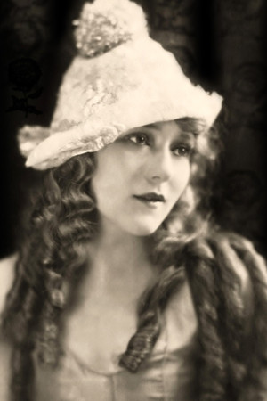Photo of Mary Pickford from the Latest Netflix gallery