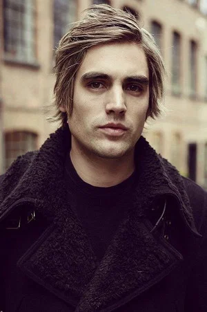 Charlie Simpson photo