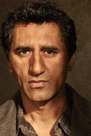 Cliff Curtis photo