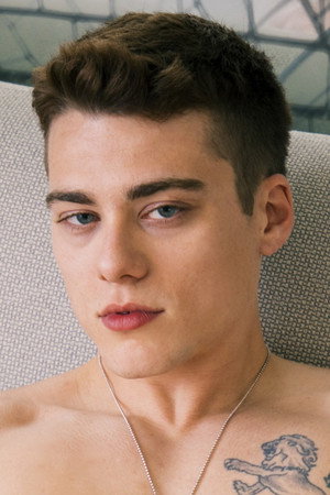 Photo of Blake Mitchell from the Latest Netflix gallery