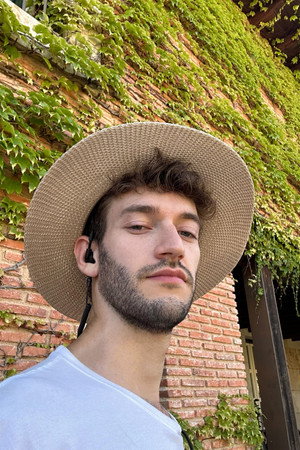 Photo of Mario Reyero Alonso from the Latest Netflix gallery
