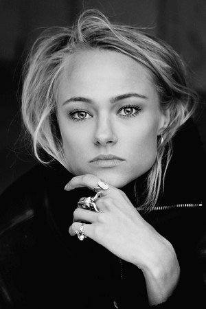 Photo of Jessica Madsen from the Latest Netflix gallery