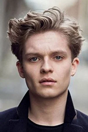 Tom Glynn-Carney photo