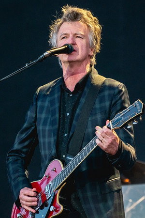 Photo of Neil Finn from the Latest Netflix gallery