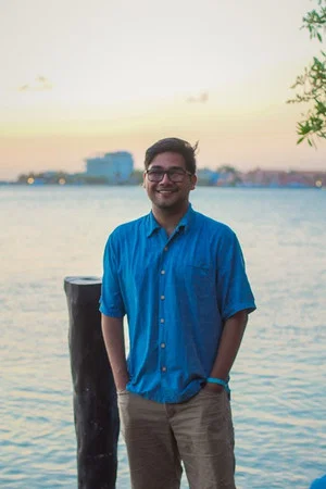 Photo of Rene R. Cuevas from the Latest Netflix gallery