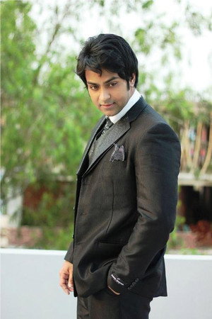 Photo of Amaan Reza from the Latest Netflix gallery
