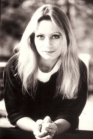 Photo of Angélique Duvier from the Latest Netflix gallery
