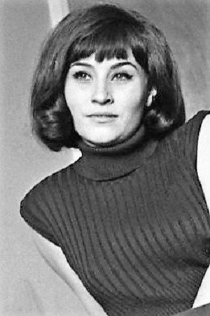 Photo of Pilar Clemens from the Latest Netflix gallery