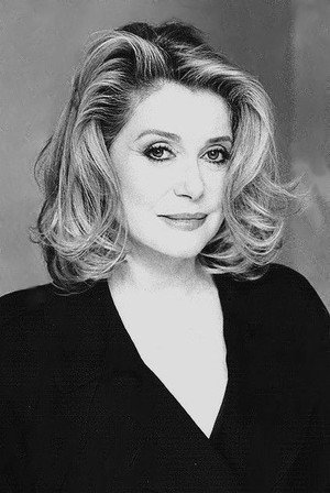 Catherine Deneuve photo
