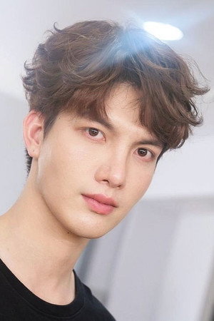 Thanayut Thakoonauttaya photo