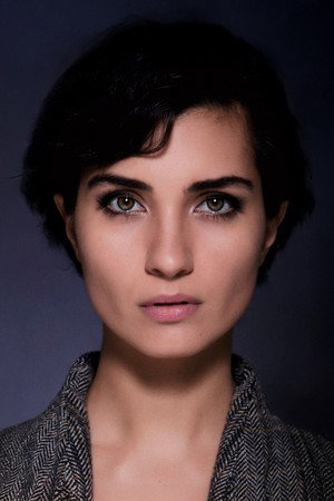 Tuba Büyüküstün photo