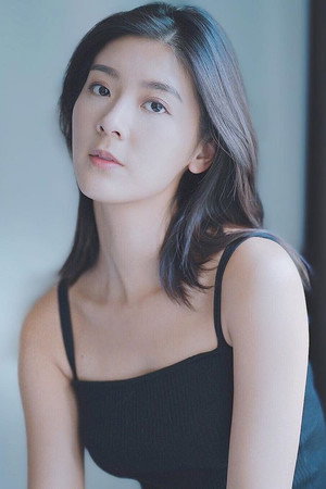 Photo of Jennifer Yu from the Latest Netflix gallery