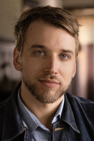 Photo of Carson Lund from the Latest Netflix gallery