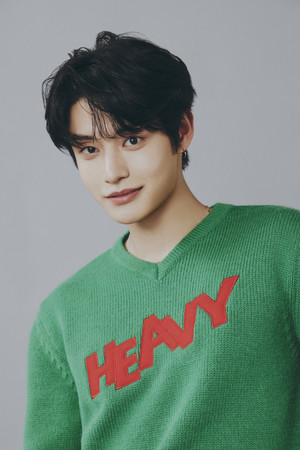 Photo of Kim Ji-woong from the Latest Netflix gallery