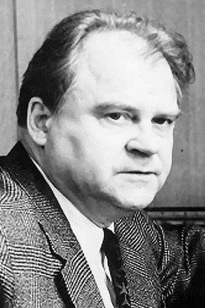 Photo of Tikhon Khrennikov from the Latest Netflix gallery