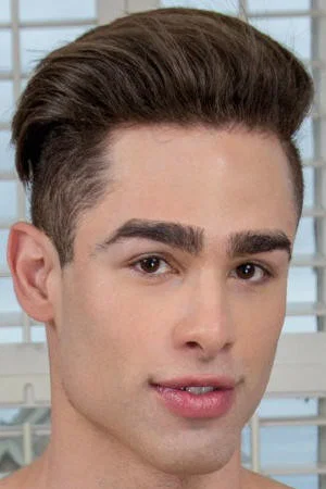 Photo of Lucas Leon from the Latest Netflix gallery
