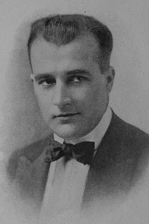 Photo of William Garwood from the Latest Netflix gallery