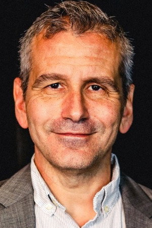 Photo of David Cromer from the Latest Netflix gallery