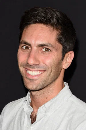 Photo of Nēv Schulman from the Latest Netflix gallery