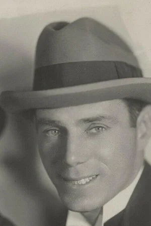 Photo of Ernie Stanton from the Latest Netflix gallery