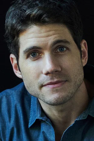 Photo of Michael Doneger from the Latest Netflix gallery