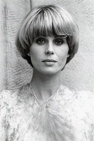 Joanna Lumley photo