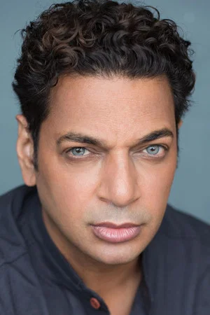 Photo of Christopher Logan from the Latest Netflix gallery