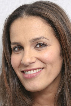 Photo of Elisa Tovati from the Latest Netflix gallery