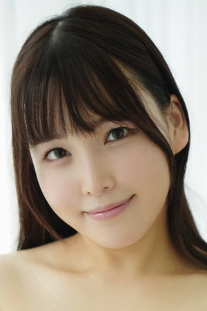 Photo of Shiori Minami from the Latest Netflix gallery