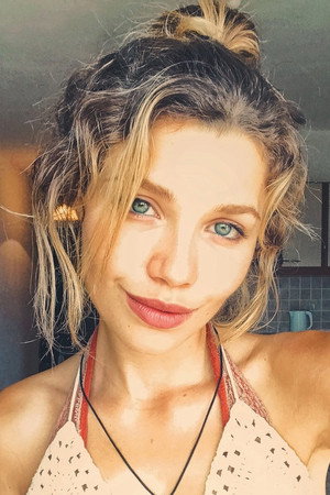 Photo of Ellie Patrikios from the Latest Netflix gallery