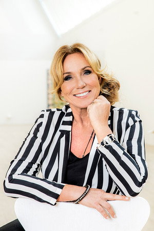Photo of Anne Lundberg from the Latest Netflix gallery